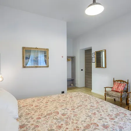 Rocco Country house *